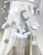 Felt Dreams Мобиль на кроватку "Сонный мишка", серебро Felt Dreams Мобиль на кроватку "Сонный мишка", серебро