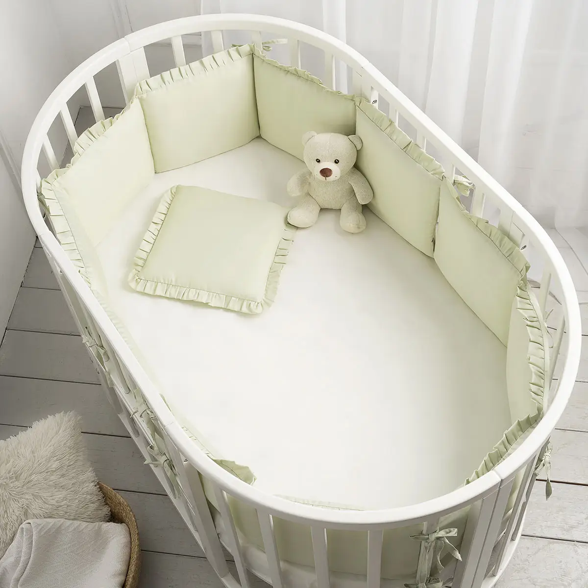 Защита для детской кроватки бампер универсальный Perina Lovely Dream фисташковый