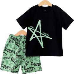 Детский комплект, чёрная футболка, зелёные шорты с надписью, р. 110, КД406/4-Ф