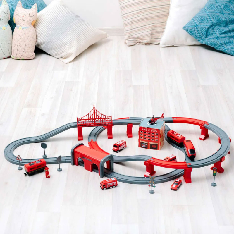 Железная дорога Givito игрушка Служба спасения 92 предмета на батарейках со звуком